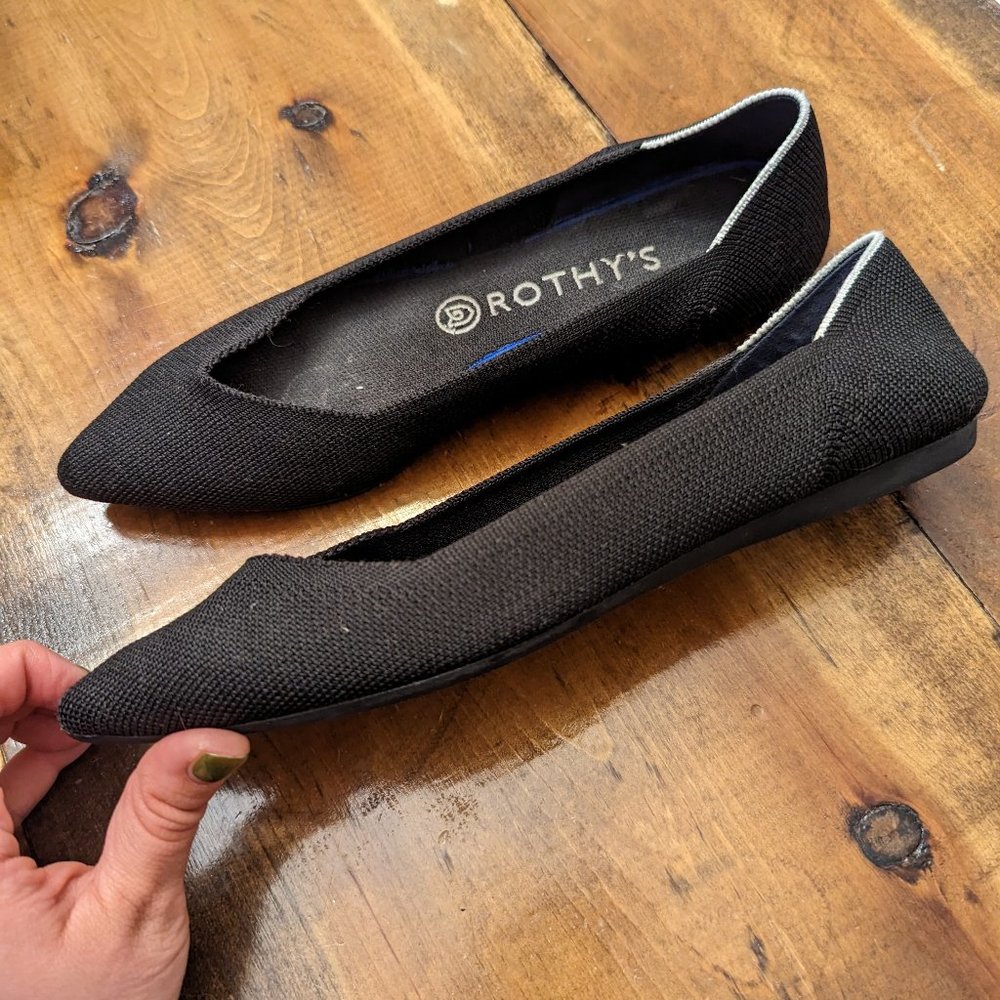 Rothys Pointed Toe Flats, Black, Size 9 - Great Used Condition, Rothy's